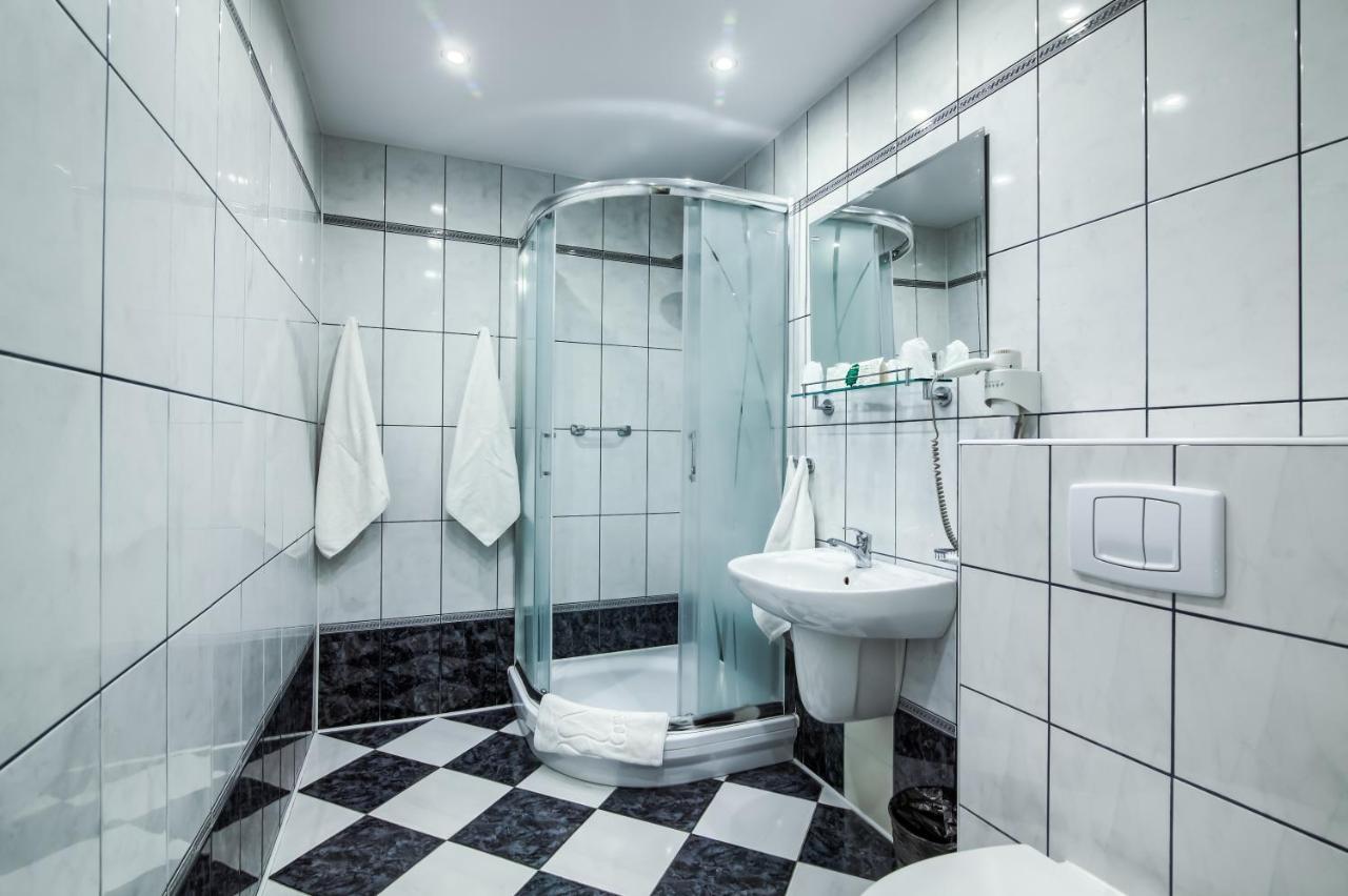 Hotel Konin 3*